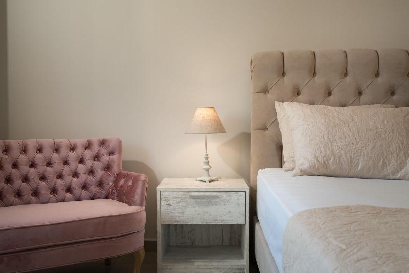 Aeolos Boutique Hotel & Suites Kalamákion Dış mekan fotoğraf