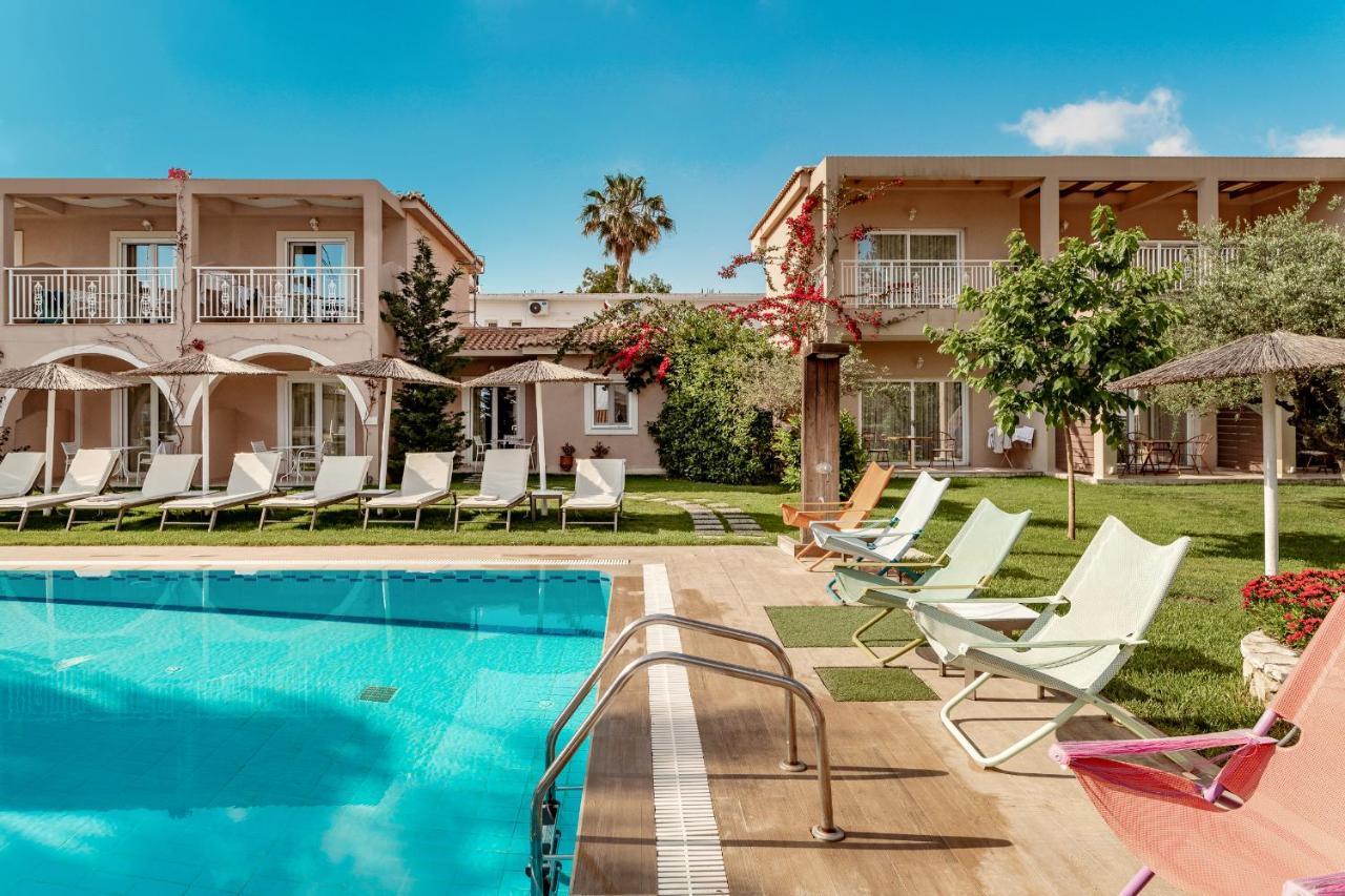 Aeolos Boutique Hotel & Suites Kalamákion Dış mekan fotoğraf